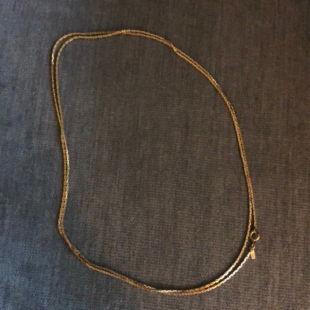 Monet gold chain